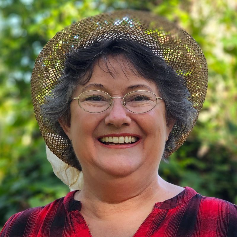 head shot - Mary St. Dennis